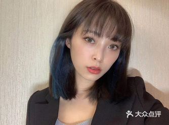 打卡一下网红店里面感觉很好我在店里面找的莫凡