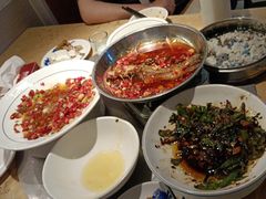 -陈大锅·岳阳鱼馆·地道岳阳菜(美食街店)