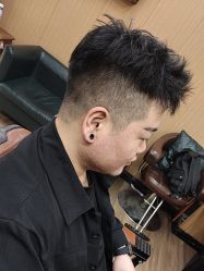 -纯剪男士理发馆·烫染专业店