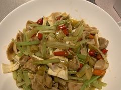 -辣螃铠盆盆蟹大排档(海昌店)