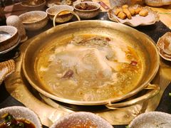 -顶顶汤火牛排火锅·经典铜锅涮肉