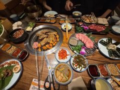 -明洞阿姨·韩式酱蟹烤肉·创意料理(三元桥店)