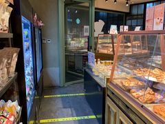 面包甜点陈列柜-多乐之日(华贸天地店)