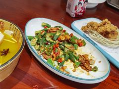 -红色根据地文化主题酒店(太湖街店)