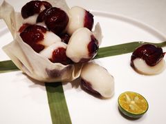 红衣少女-蝶园·装修中(BFC外滩金融中心店)