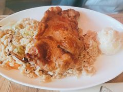 海鲜炒饭配香蒜烤鸡-玛格萝妮(汇智国际商业中心店)