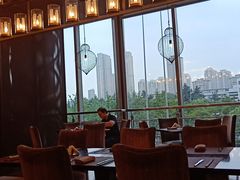 -乐咖啡西餐厅(太湖皇冠假日酒店)