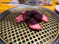 -唯成•韩国炭火烤肉 유성고기