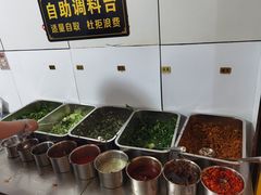-文山荷鲜居(翠湖店)