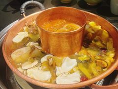 -菌自由丨野生菌火锅特色庭院餐厅(丽江古城店)