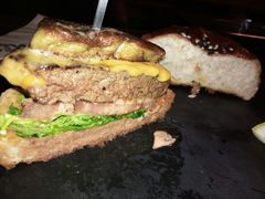 -HIGH FIVE哈福手工汉堡(桂林路店)