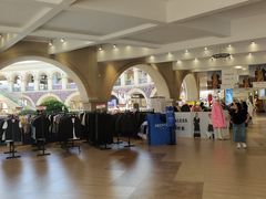 -王府井奥莱临潼小镇(临潼店)