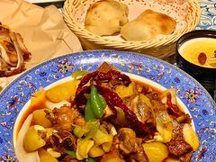 -巴扎美食·新疆菜·西域歌舞表演餐厅(新疆大厦店)