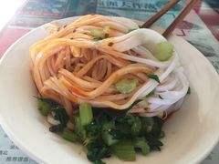 -吕家米皮