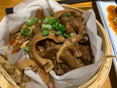 -霸蛮湖南菜·牛肉粉(荣京西街店)