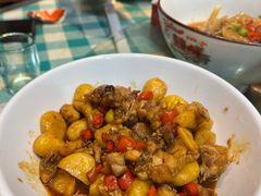 -昱龙大盆牛蛙馆(三兴街总店)