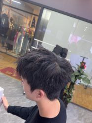 -藤野造型烫染·漂发