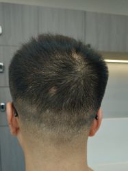 -川和潮人