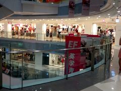 -优衣库(上海虹口龙之梦店)