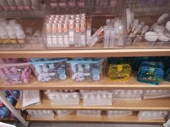 -名创优品(海珠乐峰广场店)