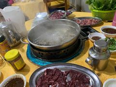 -五洞培记山庄·鲜牛肉火锅
