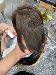 -Tloml salon