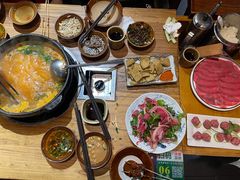 -贵厨酸汤牛肉(花果园国际中心店)