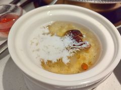 雪燕浸桃胶-川越泰火锅(吉利大厦店)