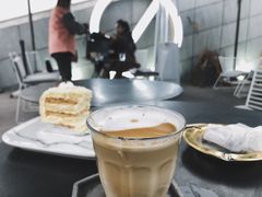 -UNI UNI(环亚凯瑟琳店)