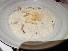 -MONICH牛排融合餐厅(和义大道购物中心店)