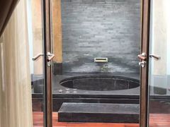 独立户外汤池-西安华清御汤酒店