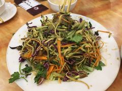 -李连贵熏肉美食酒楼(东市商贸店)