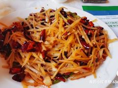 酸辣土豆丝-那达慕蒙古风味酒楼