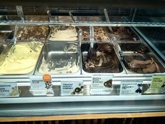 -VENCHI 闻绮(上海佛罗伦萨小镇店)