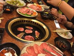 -炼火烤肉店