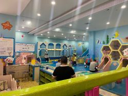 -孩子王童乐园(余姚万达店)