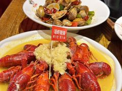 -霸气大叔干锅鸭头·龙虾烧烤·川菜·赛事直播(三里屯店)
