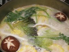 -捞王锅物料理(上海世茂广场店)