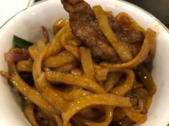 干炒牛河-冯姐生蚝(长隆横琴店)