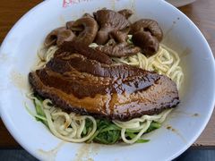 大肉面-泰顺江南春面馆