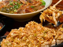 -八月美食小馆(银泰城总店)