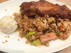 -玛格萝妮比萨屋(四平店)