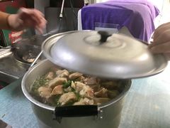 牛肉罩火烧-清真·白家牛肉罩火烧老店(育才街店)