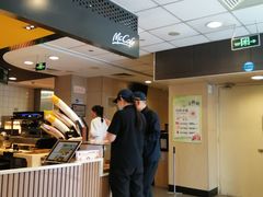 -麦当劳(湖光北街店)