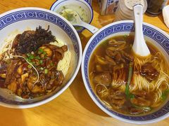 -沪西老弄堂面馆(定西路店)