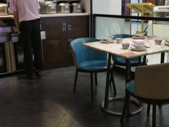 大堂-周渝食惦·酸菜鱼精致川菜(横岗店)