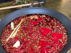 -黄潇洒老火锅(九眼桥宏济巷店)