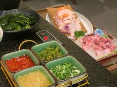 -得意咚瓜·顺德鱼生·冬瓜火锅(深圳首店)