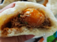 咸蛋黄超人包-老陶包子铺(南大西南村店)