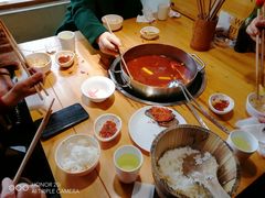 -大众跷脚牛肉馆·非遗传承单位(峨眉山店)